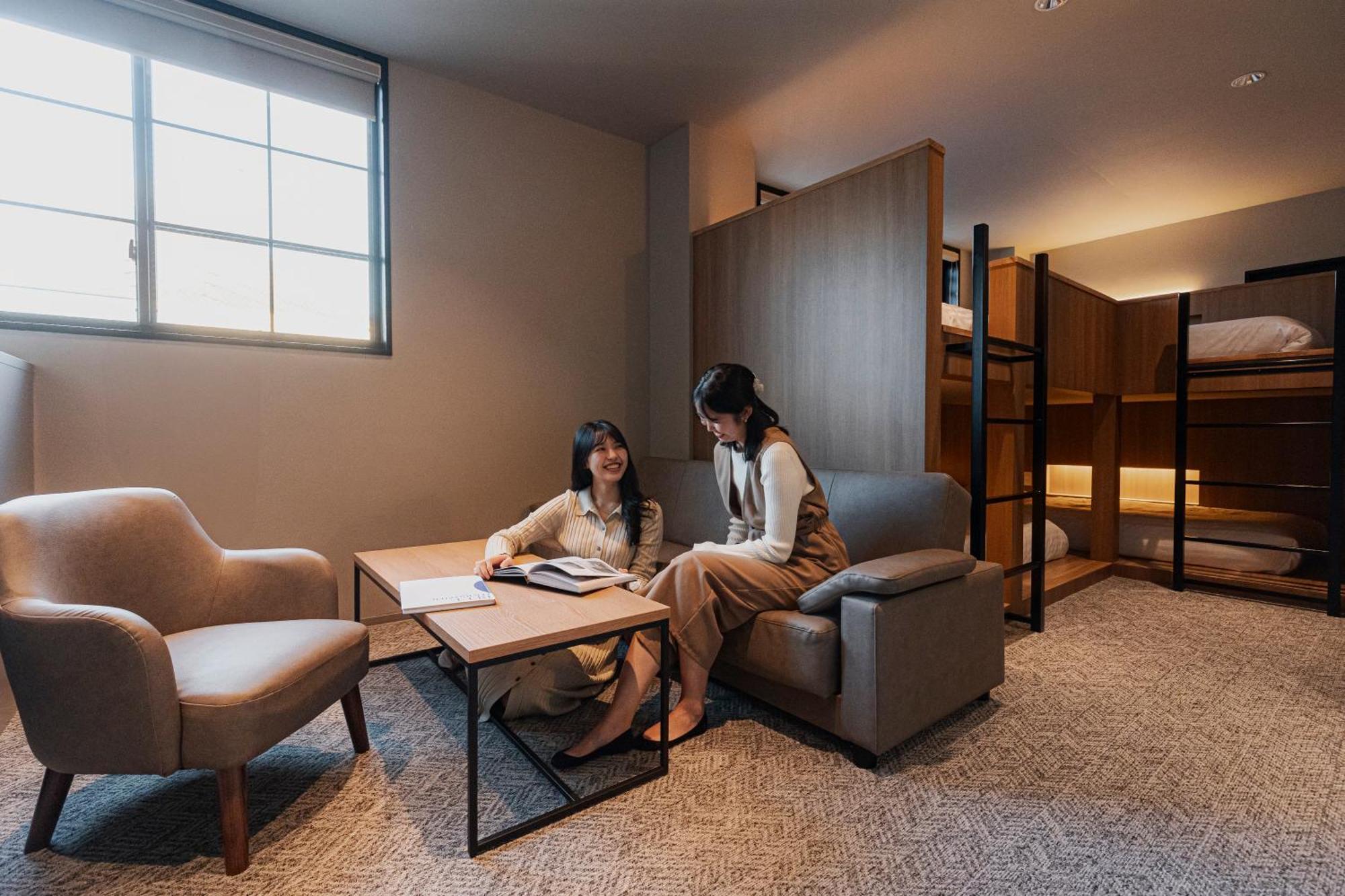 Gems Yufuin Hotel And Spa Cafe Bar Номер фото